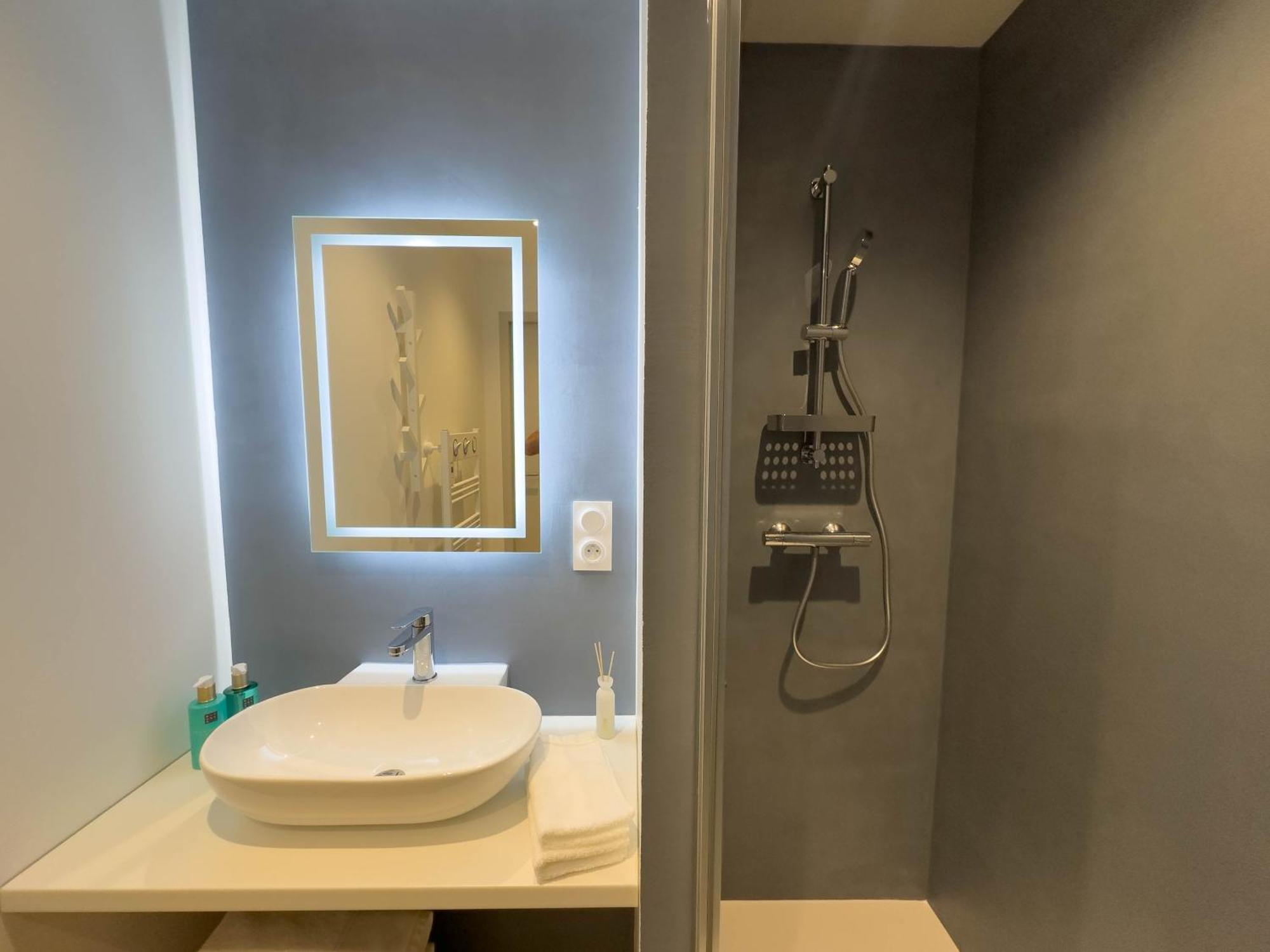 Les Suites Du 13 Aigues-Mortes Extérieur photo