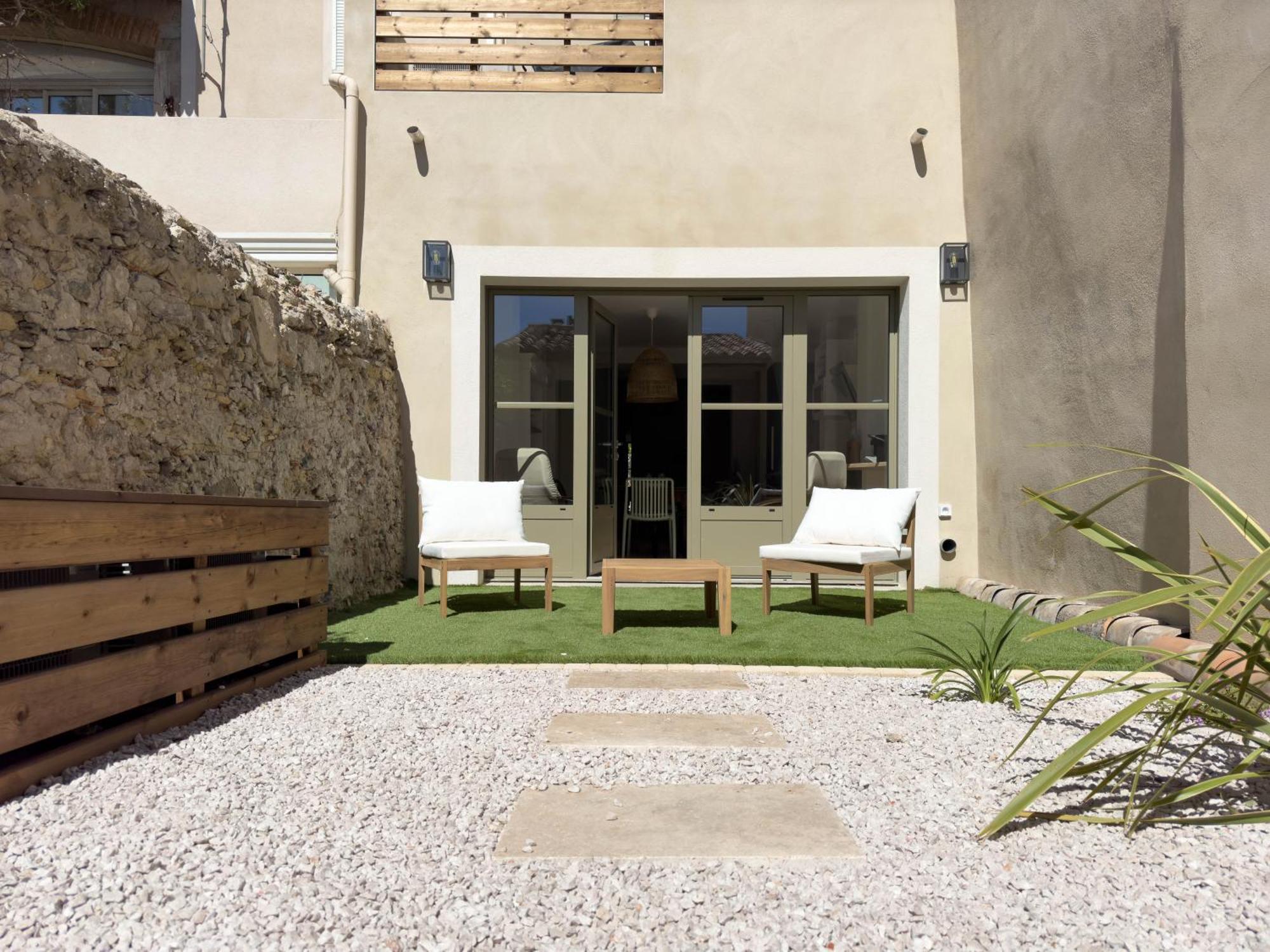 Les Suites Du 13 Aigues-Mortes Extérieur photo